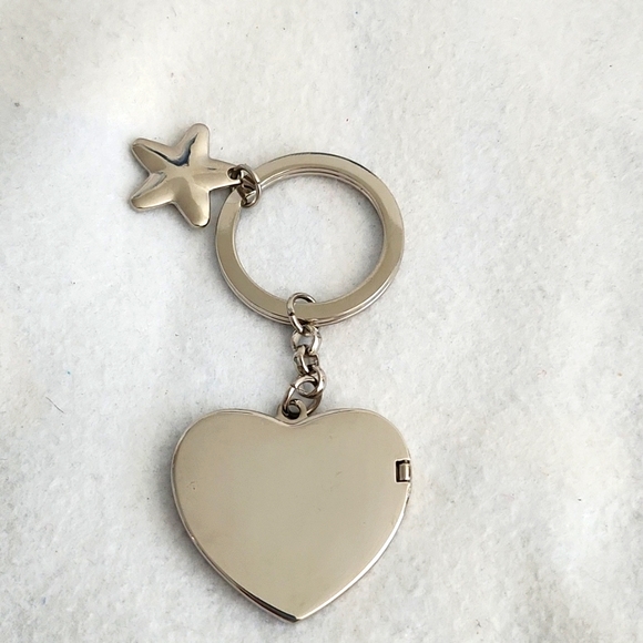 Picture Frame and Key Chain Set - Picture 5 of 7